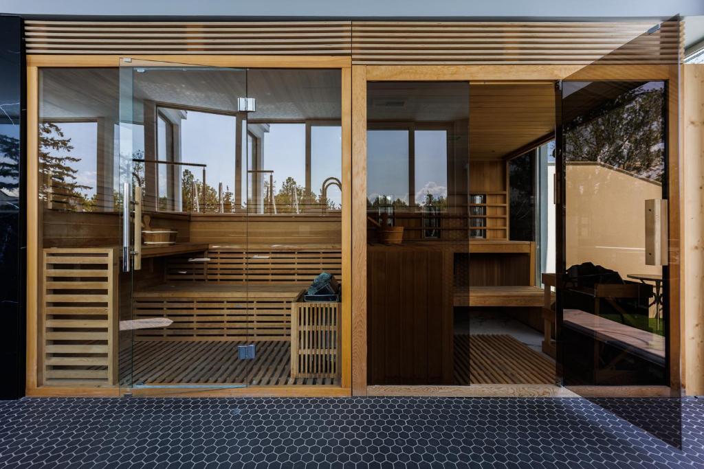 Villa Bauhaus Wellness Apart-Hotel Siofok Exterior photo